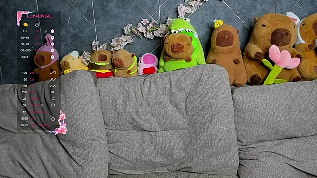 Snapshot of EvaTheHeart chatting on October 1, 2025, 7:47 am EvaTheHeart online show from October 1, 2025, 7:47 am