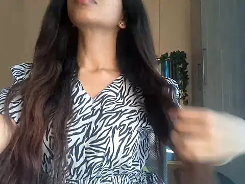 Snapshot of Queen_Ayeshaa chatting on March 14, 2025, 9:46 am Queen Ayeshaa online show from March 14, 2025, 9:46 am