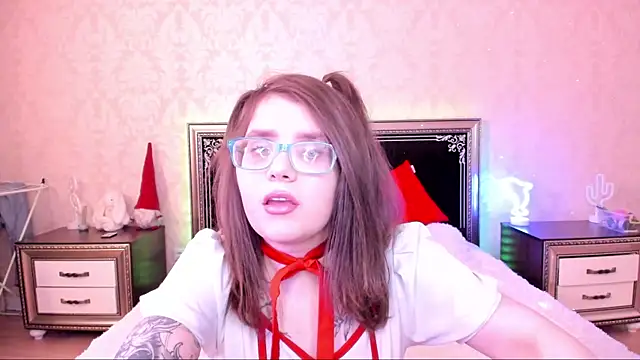 Katty Kitty9999 online show from March 7, 2025, 1:07 pm