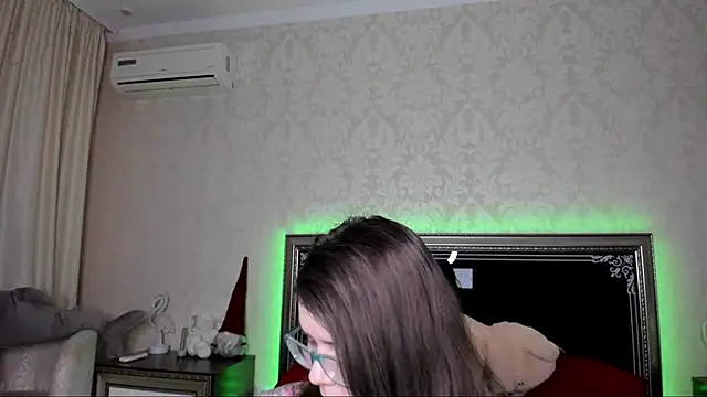 Katty Kitty9999 online show from March 14, 2025, 5:24 pm