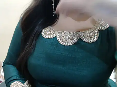 Surjeet Kaur online show from June 17, 2026, 7:22 am