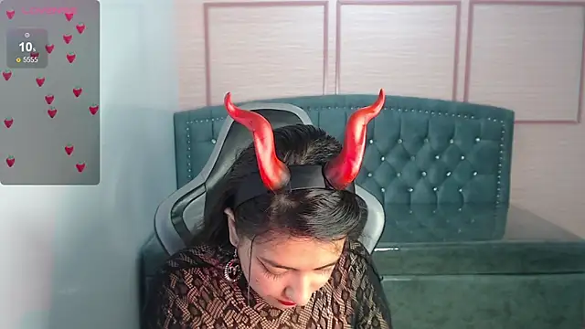 Snapshot of alexa_romero_t chatting on October 17, 2025, 12:30 pm alexa romero t online show from October 17, 2025, 12:30 pm