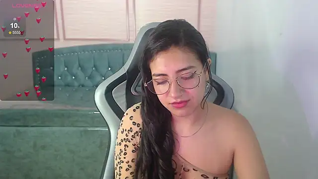 Snapshot of alexa_romero_t chatting on October 25, 2025, 12:13 pm alexa romero t online show from October 25, 2025, 12:13 pm