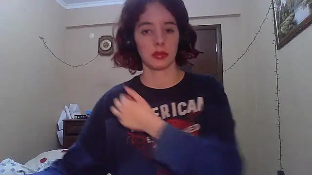  Amber Doll  online show from March 17, 2025, 9:55 pm