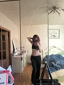  Amber Doll  online show from September 10, 2025, 2:50 pm