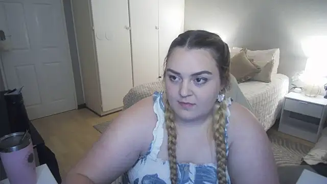 Neytjie online show from November 17, 2025, 6:14 pm