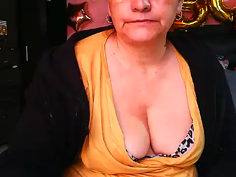 BiancaSteel online show from July 28, 2026, 2:13 pm