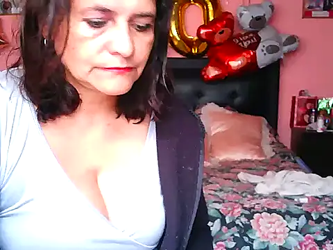 BiancaSteel online show from August 6, 2026, 6:43 pm