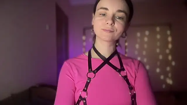 Snapshot of lanaloulou chatting on September 20, 2025, 2:56 am lanaloulou online show from September 20, 2025, 2:56 am