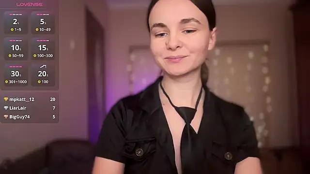 Snapshot of lanaloulou chatting on September 22, 2025, 10:50 am lanaloulou online show from September 22, 2025, 10:50 am