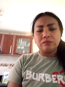 Snapshot of Ariana_Rodriguez chatting on October 3, 2025, 1:19 pm Ariana Rodriguez online show from October 3, 2025, 1:19 pm