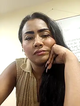 Ariana Rodriguez online show from April 28, 2026, 2:55 pm