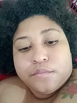 Snapshot of Ayliinn_ chatting on October 29, 2025, 7:43 am Ayliinn online show from October 29, 2025, 7:43 am