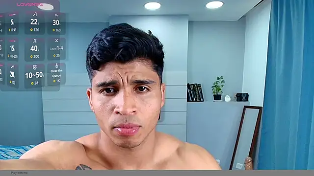 Snapshot of Apolotherock chatting on September 20, 2025, 10:33 pm Apolotherock online show from September 20, 2025, 10:33 pm