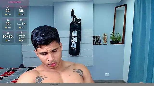 Snapshot of Apolotherock chatting on October 15, 2025, 6:52 pm Apolotherock online show from October 15, 2025, 6:52 pm