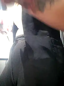 Snapshot of Isabella_Varella chatting on September 22, 2025, 1:35 pm Isabella Varella online show from September 22, 2025, 1:35 pm