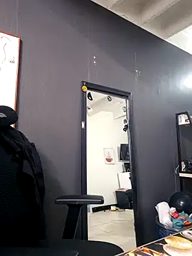 Snapshot of Isabella_Varella chatting on October 11, 2025, 1:49 am Isabella Varella online show from October 11, 2025, 1:49 am