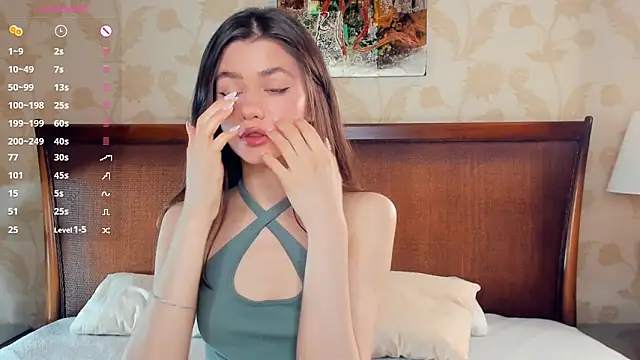 CathrynCovil online show from October 16, 2025, 8:04 am