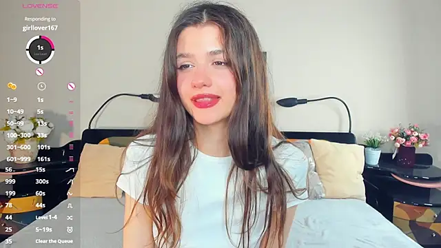 CathrynCovil online show from June 14, 2026, 4:09 pm