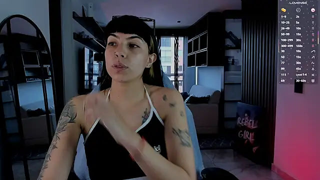 Saraa Desiree online show from February 5, 2026, 7:51 pm