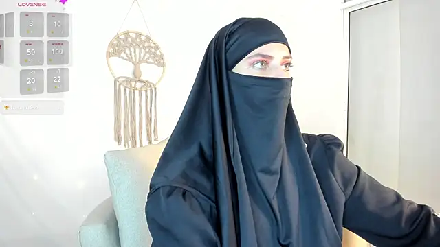Snapshot of salma_arabicc chatting on May 11, 2026, 4:29 am salma arabicc online show from May 11, 2026, 4:29 am