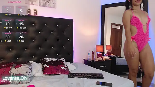 petitteslut  online show from March 20, 2025, 10:29 pm