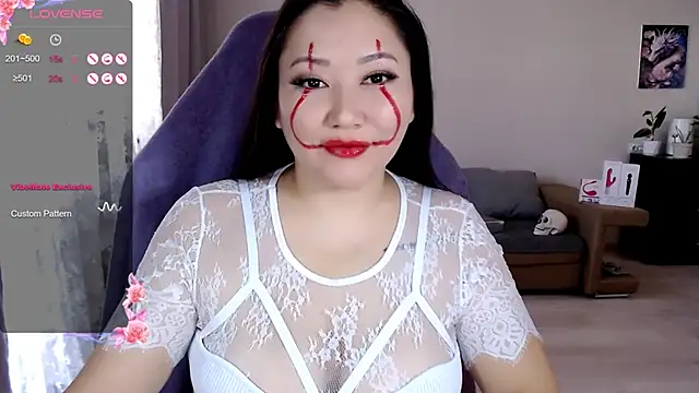 Snapshot of LisaAsianFlower chatting on October 31, 2025, 3:51 am LisaAsianFlower online show from October 31, 2025, 3:51 am