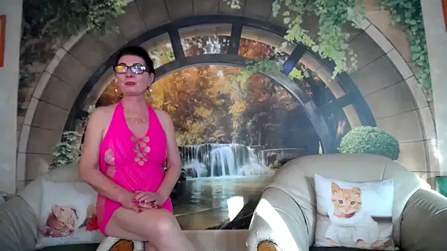 Kathylovexxx online show from April 7, 2026, 3:45 pm