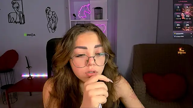 kiki swan online show from November 7, 2025, 10:15 am