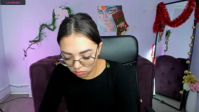 kiki swan online show from January 10, 2026, 6:48 am