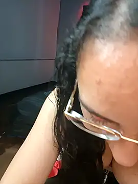 Sarafountain online show from November 5, 2025, 4:12 am