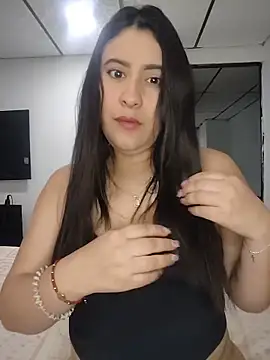 Snapshot of mialorents chatting on February 21, 2026, 10:55 pm mialorents online show from February 21, 2026, 10:55 pm