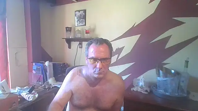 HunkofRock online show from May 18, 2026, 4:13 pm