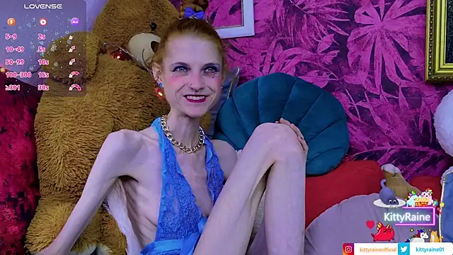 KittyRaine online show from June 11, 2026, 12:47 pm