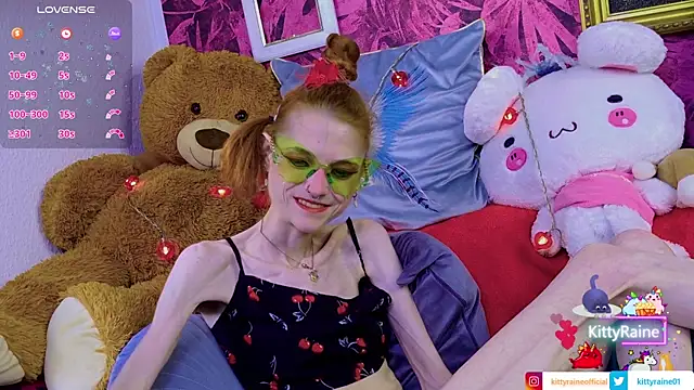 KittyRaine online show from June 24, 2026, 12:59 pm