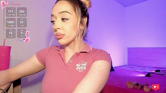 Snapshot of Amorkiss_ chatting on September 30, 2025, 9:36 am Amorkiss  online show from September 30, 2025, 9:36 am