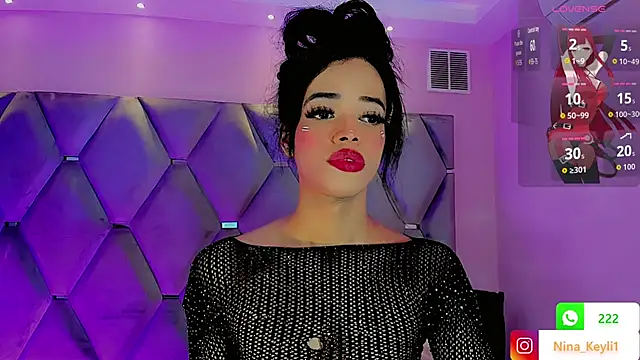 Snapshot of Nina_Keyli chatting on September 30, 2025, 7:19 pm Nina Keyli online show from September 30, 2025, 7:19 pm