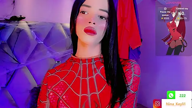 Snapshot of Nina_Keyli chatting on October 19, 2025, 7:47 pm Nina Keyli online show from October 19, 2025, 7:47 pm