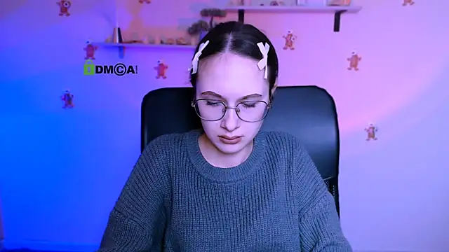 Snapshot of mona_cloud chatting on January 13, 2026, 8:25 pm mona cloud online show from January 13, 2026, 8:25 pm