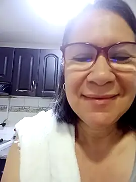 victoria wayne online show from April 25, 2026, 9:34 am