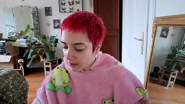 Snapshot of OllympeKaii chatting on October 10, 2025, 6:56 am OllympeKaii online show from October 10, 2025, 6:56 am