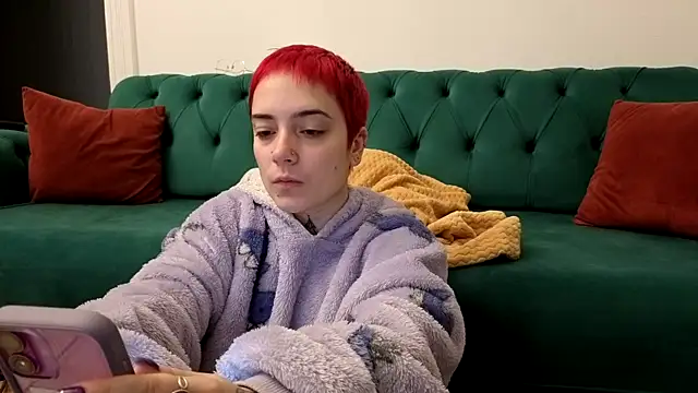 Snapshot of OllympeKaii chatting on October 29, 2025, 3:42 am OllympeKaii online show from October 29, 2025, 3:42 am