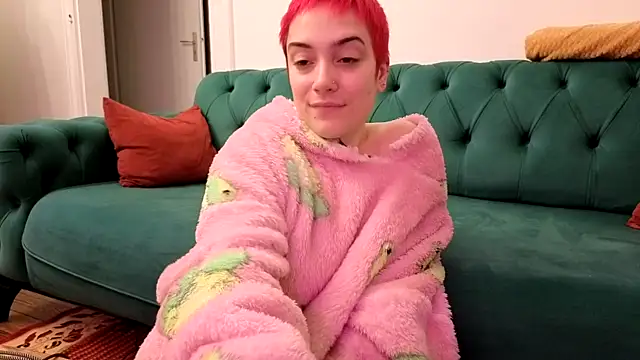 Snapshot of OllympeKaii chatting on November 5, 2025, 5:40 am OllympeKaii online show from November 5, 2025, 5:40 am