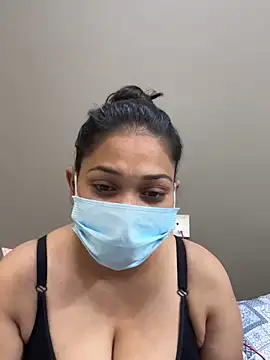 divya arora22 online show from March 15, 2025, 7:38 pm
