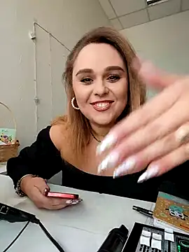 Snapshot of Juicy_PeachLux chatting on March 21, 2025, 7:44 am Juicy PeachLux online show from March 21, 2025, 7:44 am