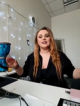 Snapshot of Juicy_PeachLux chatting on February 21, 2026, 7:53 am Juicy PeachLux online show from February 21, 2026, 7:53 am