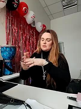 Snapshot of Juicy_PeachLux chatting on March 4, 2026, 5:46 am Juicy PeachLux online show from March 4, 2026, 5:46 am