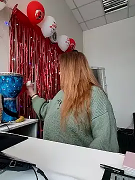 Snapshot of Juicy_PeachLux chatting on March 11, 2026, 5:46 am Juicy PeachLux online show from March 11, 2026, 5:46 am