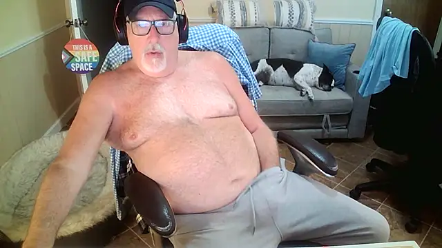 superbearboss online show from June 2, 2026, 3:47 pm