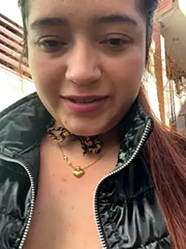 Karina Leon online show from December 13, 2025, 7:53 pm